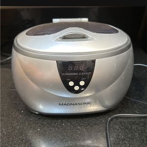 Magnisonic Ultrasonic Jewelry Cleaner